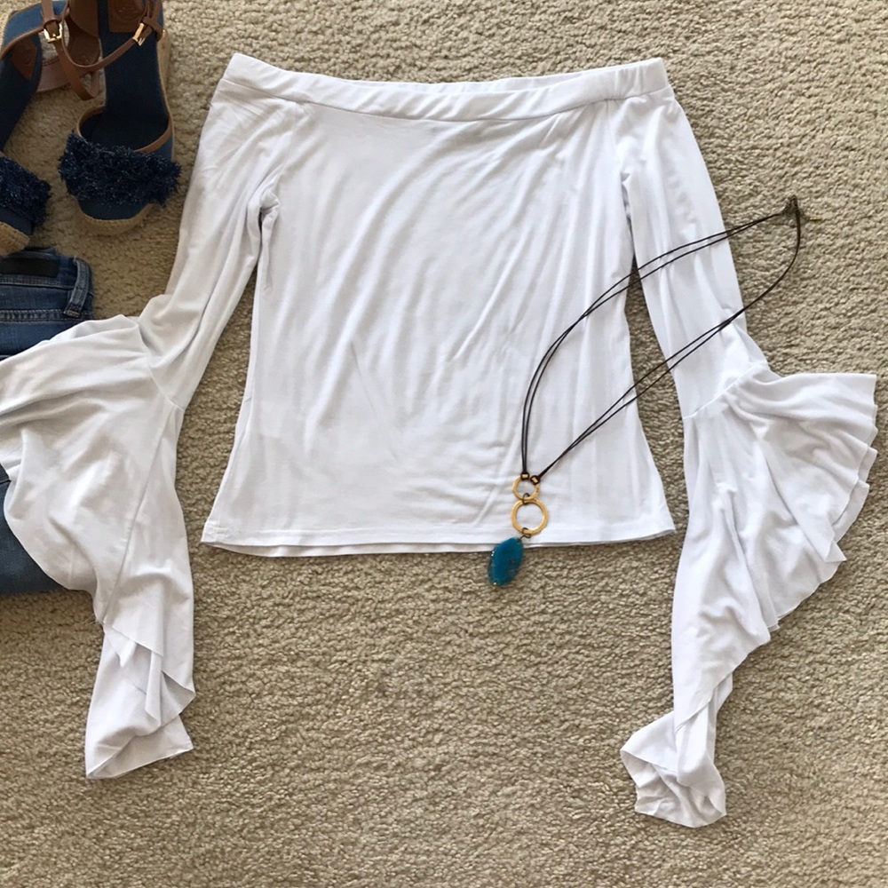 🍭🌸1 SM🌸🍭White Off The Shoulder Top - Picture 7 of 8